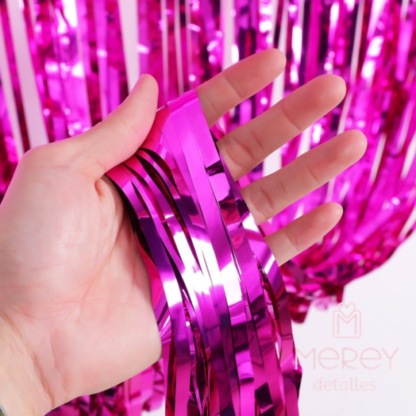 Cortina metalizada fucsia (2m X 1m)